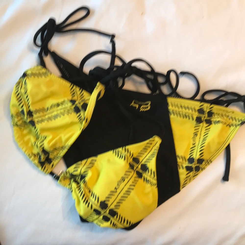 Fox medium swim suit